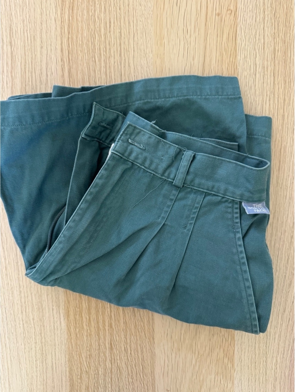North Face pleated high waisted shorts vintage
